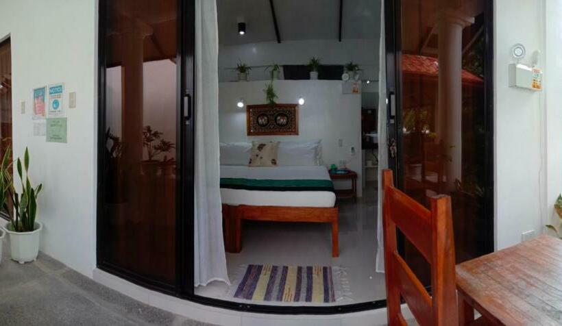 Номер Стандарт с Балконом, Corong Beach Resort