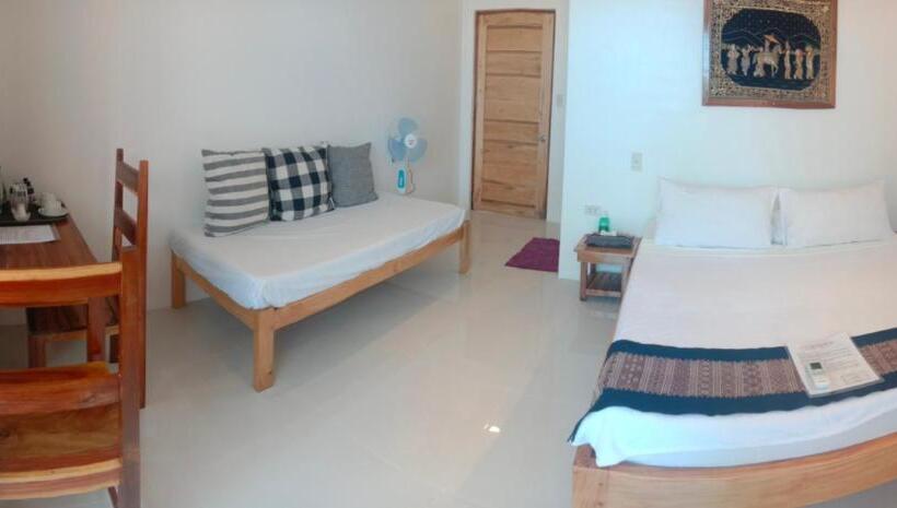 Трехместный Номер Deluxe Вид на Море, Corong Beach Resort