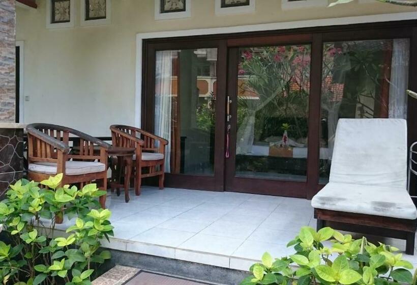 اتاق استاندارد با تراس, Barracuda Beach Hostel