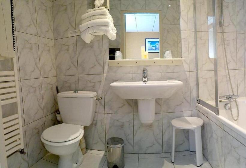 スタンダードシングルルーム, Logis Hôtel & Restaurant Arcombelle