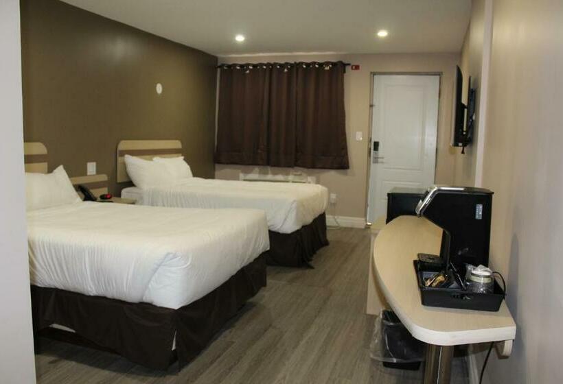 ２ダブルベッドのスタンダードルーム, Super 8 By Wyndham Niagara Falls On