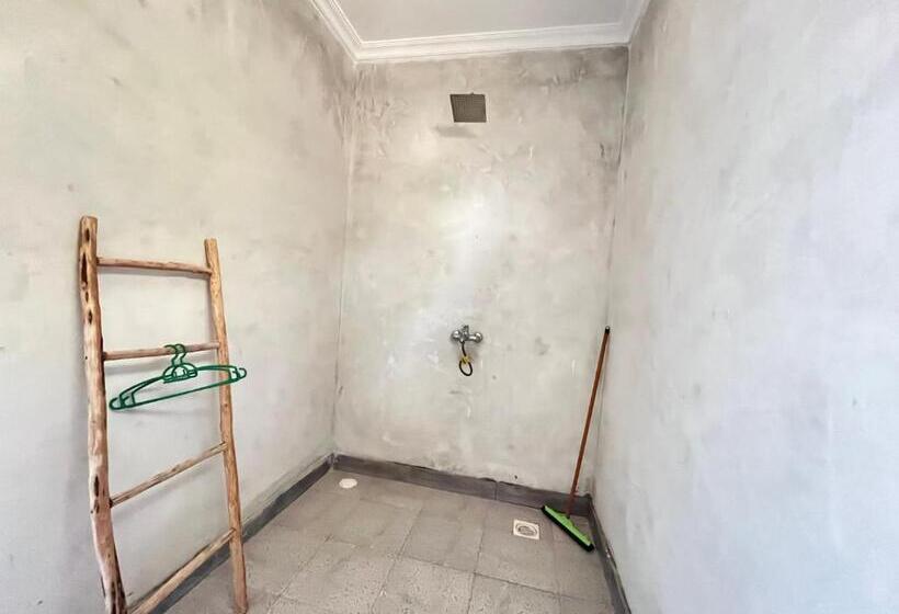 اتاق استاندارد چهارنفره با چشم‌انداز باغ, Jambo Beach Hotel Paje