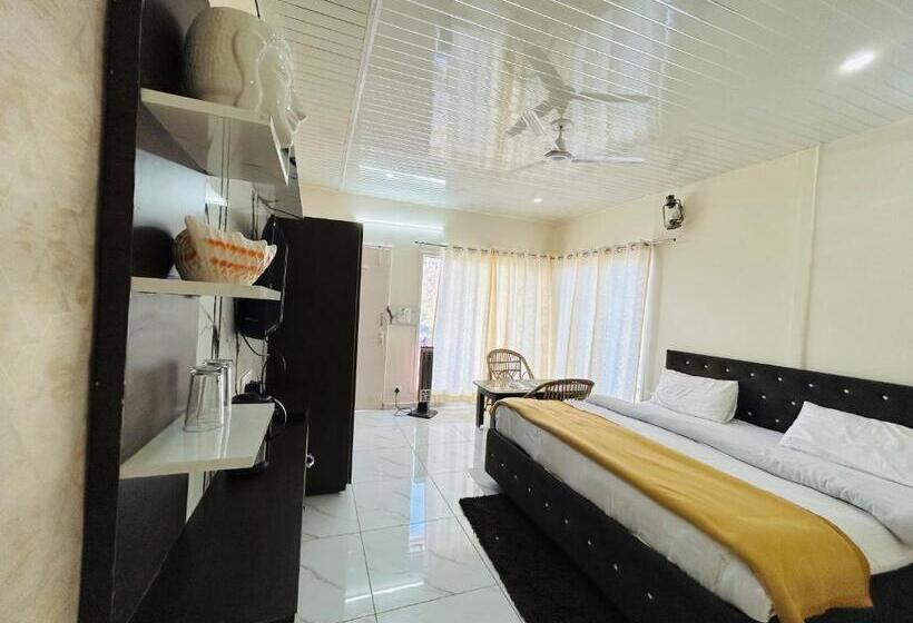 带大床的标准间, In Apple Estate Kanatal   Himalayan View Resort With Courteous Staff