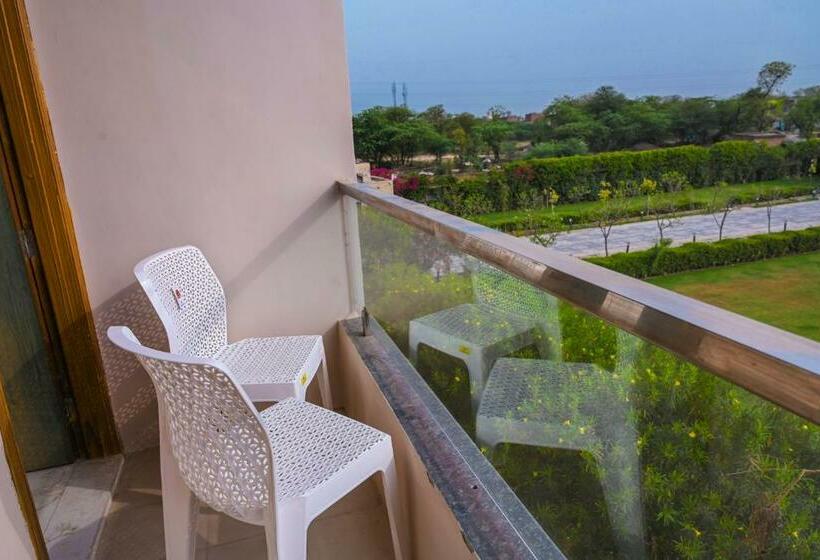 Президентский Люкс, The Govindam Resort