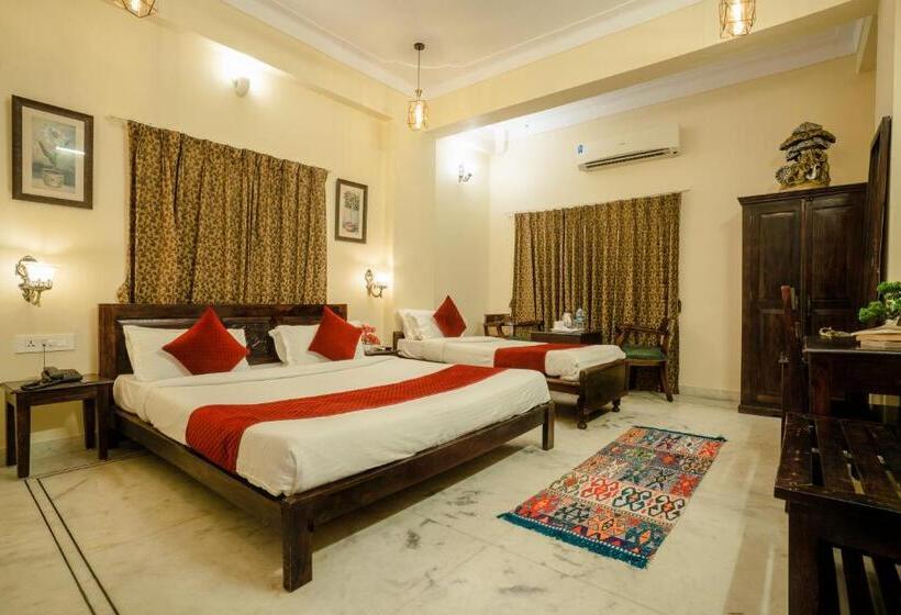 家庭套房, Tripli Hotels Shiv Villas