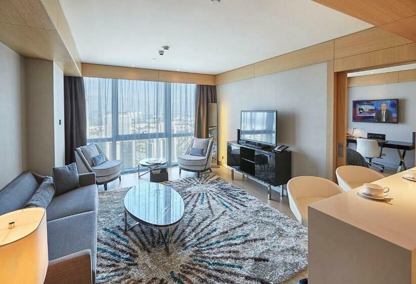 Люкс Престиж, Wyndham Grand Istanbul Levent Hotel & Conference Center
