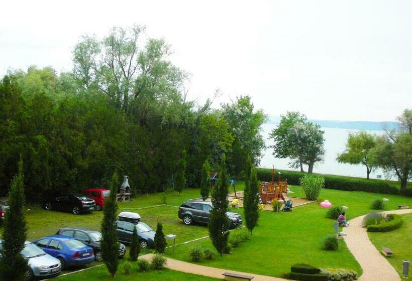 Студия Стандарт, Vízparti Sas Apartman Siófok