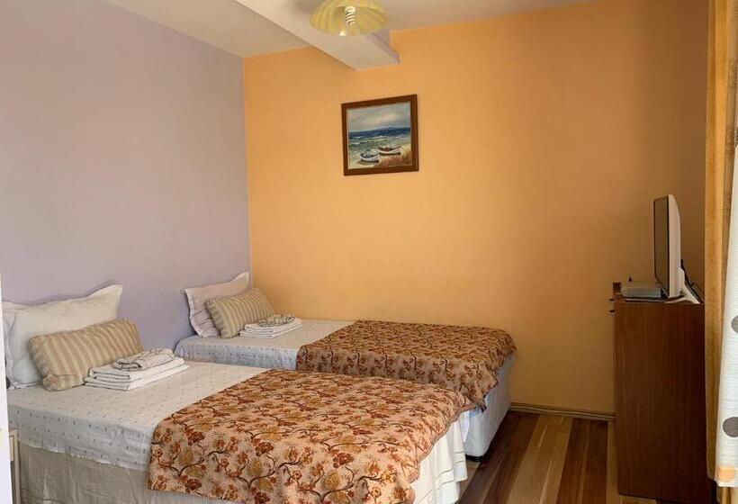 חדר משפחתי נוף לים, Guest House “olesya”