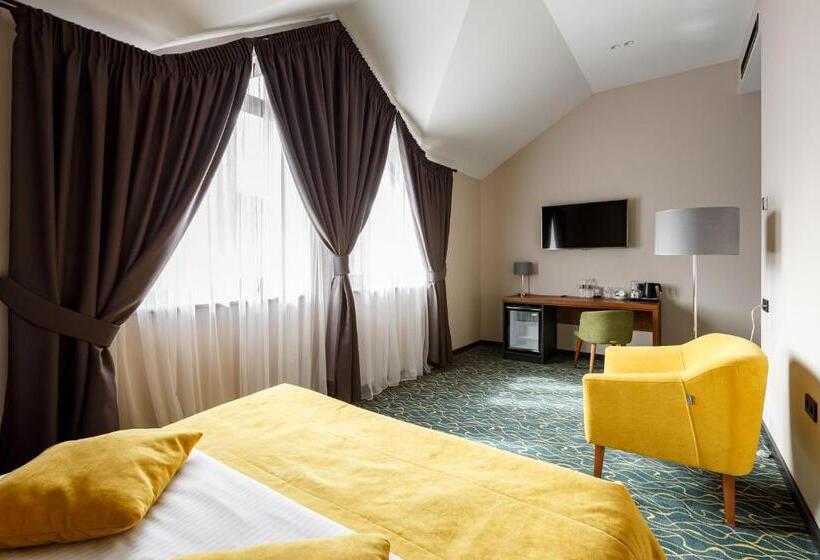 חדר סטנדרט לשלושה, ведмежа гора Panorama Spa Resort