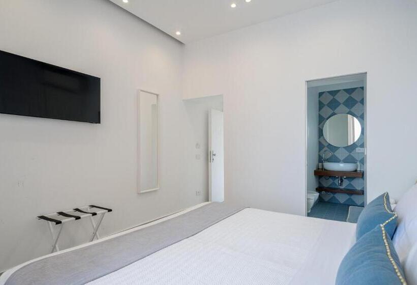 Standard Værelse m. Terrasse, Capri Marina Suite