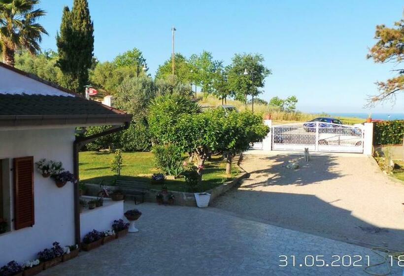 اتاق استاندارد با بالکن, A Casa Di Nonna B&b