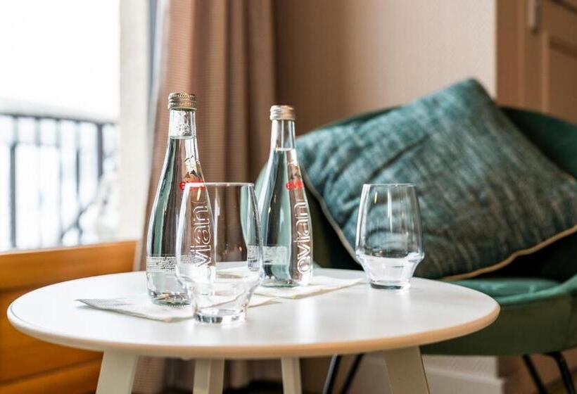 Четырехместный Номер Стандарт, Domaine Du Mont Saint Jean