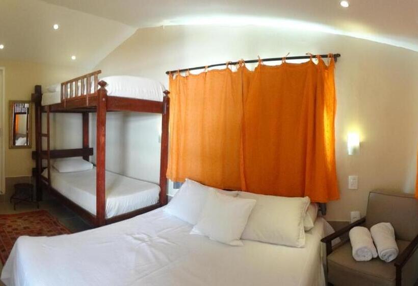 Четырехместный Номер Стандарт, Albergaria Hostel
