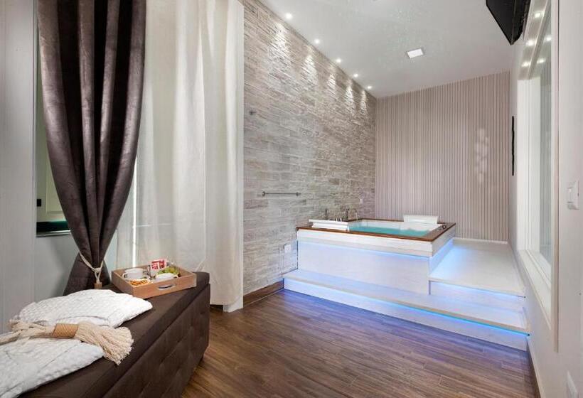 Номер Стандарт с Гидромассажем, Emma Luxury Room