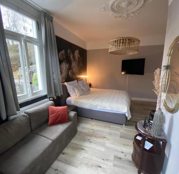 Семейный Номер, Villa Burgau B&b