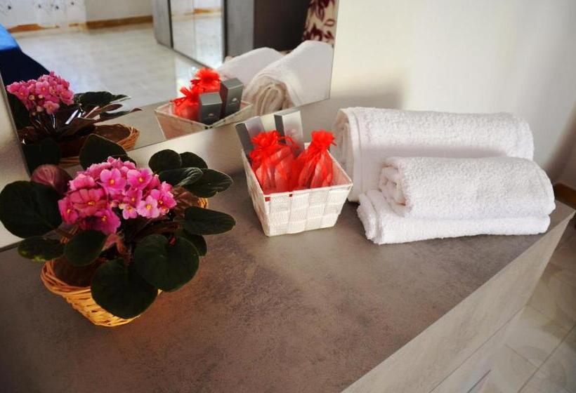 Standard room with outdoor bath, B&b Aloysia