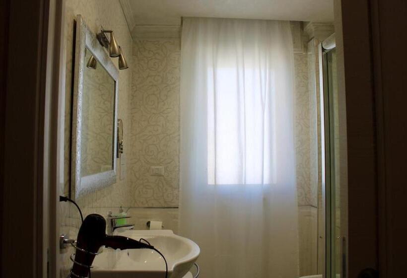 Студио Стандарт с Балконом, Medusa Residence B&b