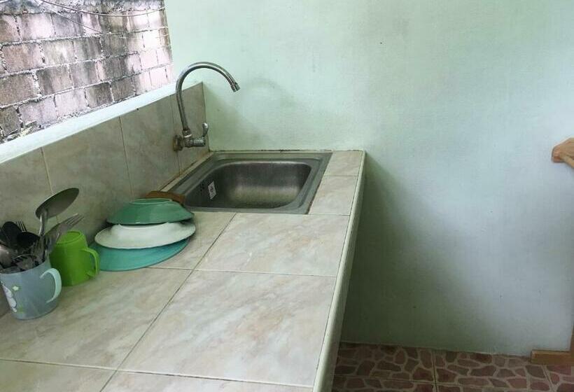 Номер Стандарт Трехместный, P Un House