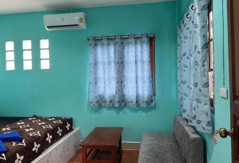 Студия Стандарт, P Un House