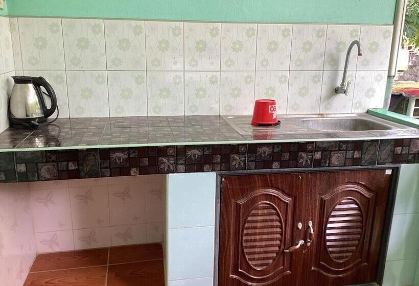 Студио Стандарт с Балконом, P Un House