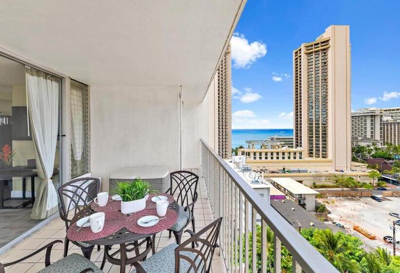 آپارتمان 1 خوابه با چشم‌انداز دریا, Pacific Monarch   1 Br   Ocean And City Views!