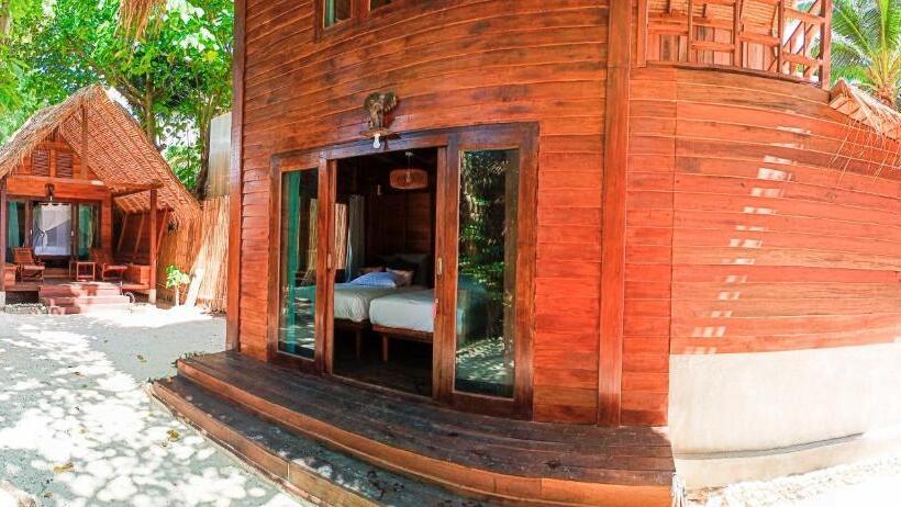 Семейный Номер Вид на Море, Forra Pattaya Beach Front Bungalow