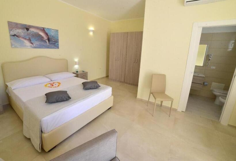 اتاق استاندارد سه نفره, B&b Stella Salento Karin