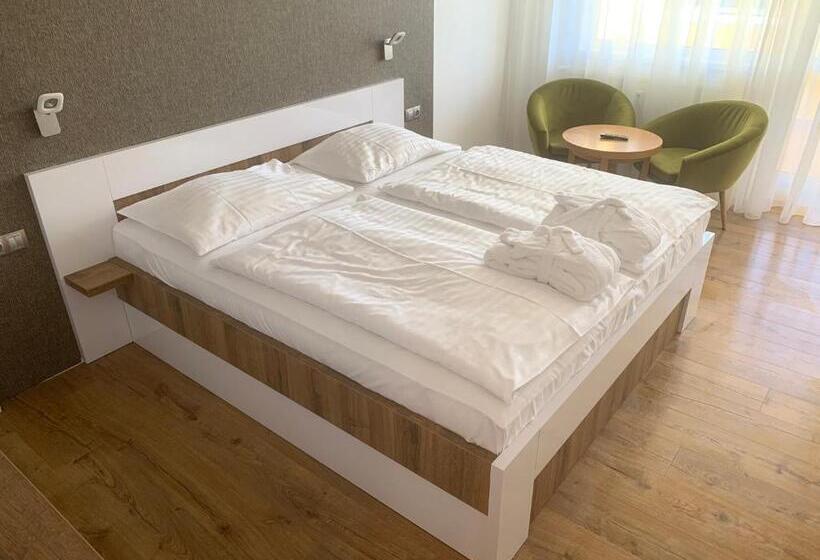 Номер Deluxe с Балконом, Wellness & Spa Apartments Lipno   Frymburk