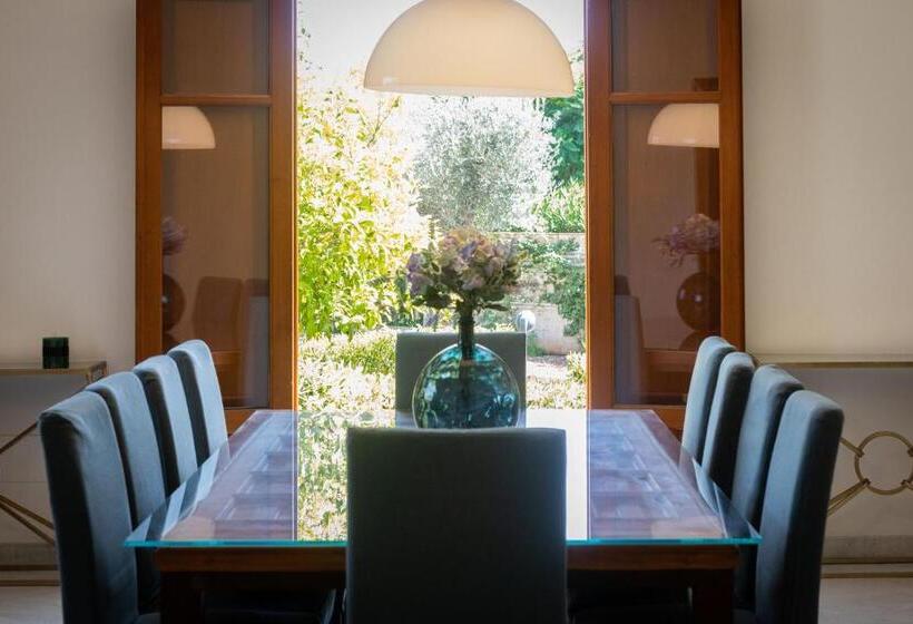 ویلای یک اتاق خوابه با استخر شنا, Il Giardino Di Venere