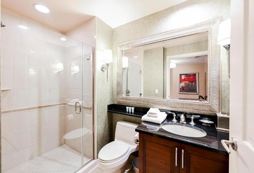 آپارتمان 1 خوابه, Stripviewsuites At Signature