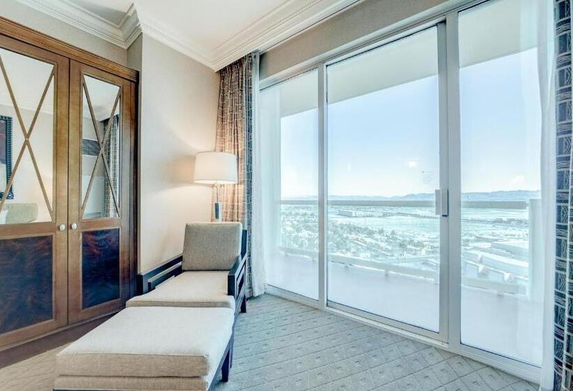 آپارتمان 2 خوابه, Stripviewsuites At Signature