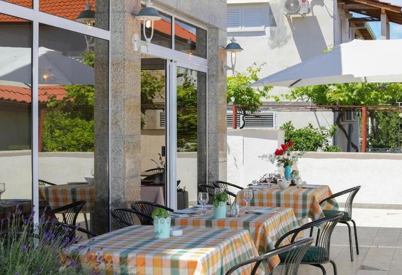 Номер Стандарт Индивидуальный, Downtown Private Rooms