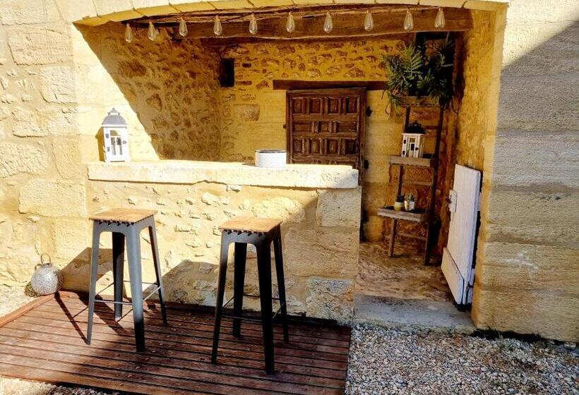 سوییت خانوادگی, Le Clos De La Canéda
