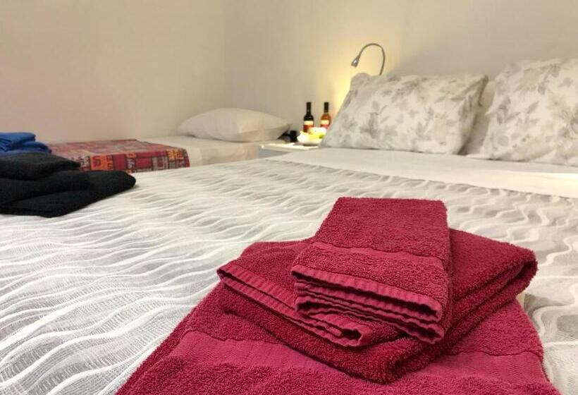 Номер Стандарт Вид на Сад, Monterussi Bed And Breakfast
