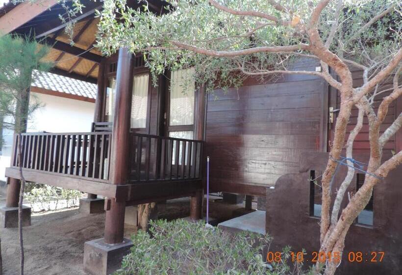 ویلای استاندارد با چشم‌انداز باغ, Yaya Bungalows Blue Coral