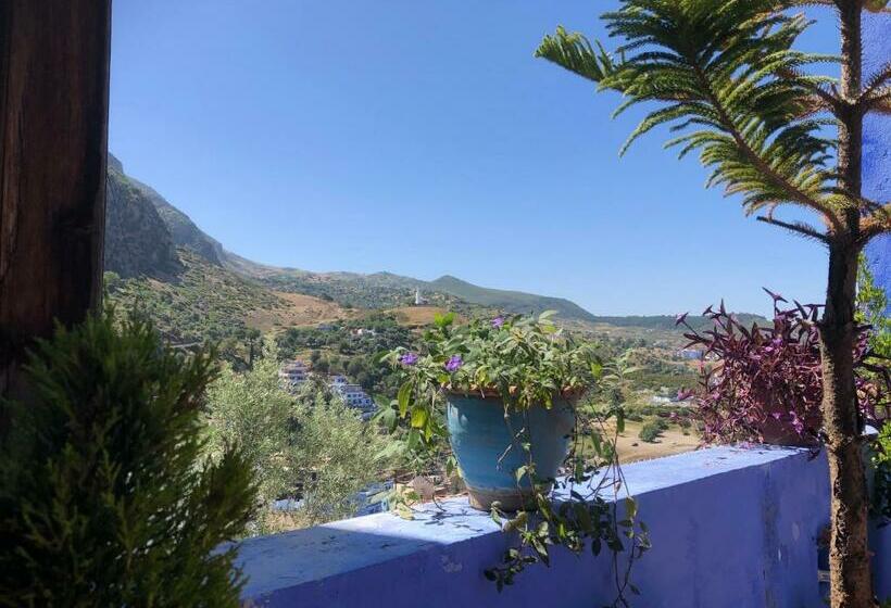 اتاق استاندارد سه نفره, Dar Onsar
