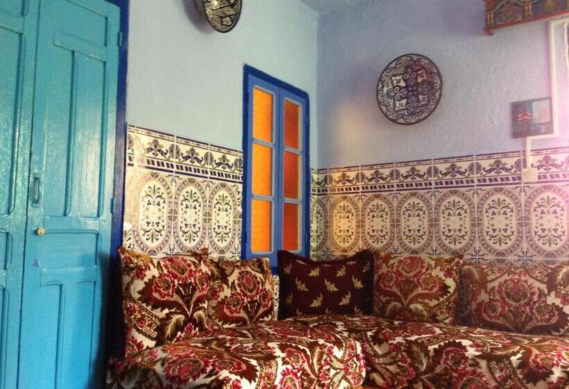 Economy Triple Room, Dar Onsar