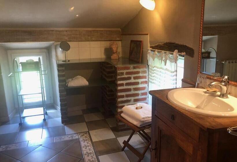 Номер Стандарт, Restaurant Et Chambres D Hôtes La Ferme De Cornadel