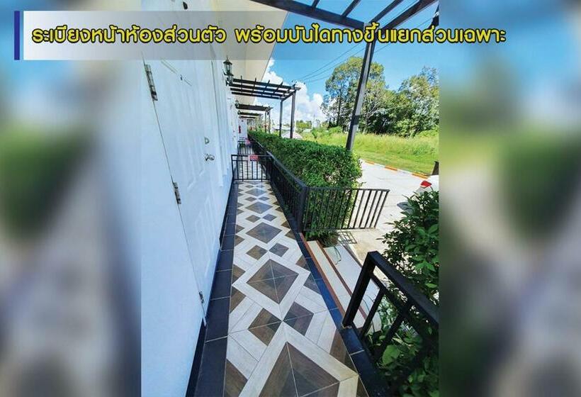 キングサイズベッドのスタンダードルーム, โรงแรมบาบาราย