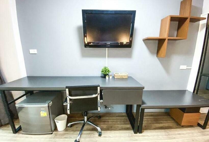 Стандартный Номер Кровать Кинг, Mtrio Hotel Korat