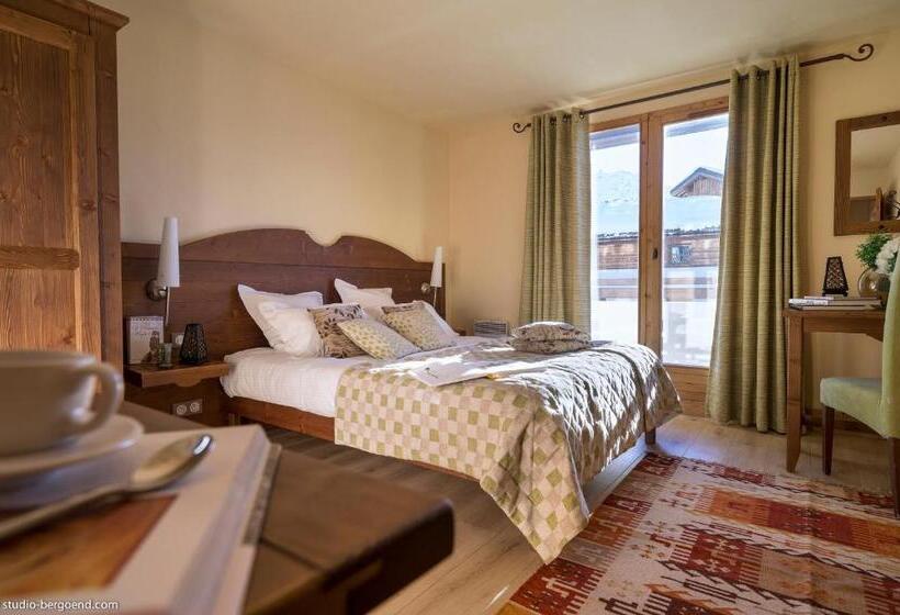 3 Bedroom Duplex Apartment, Résidence L Oxalys