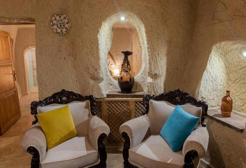 수피리어 스위트, Grand Elite Cave Suites