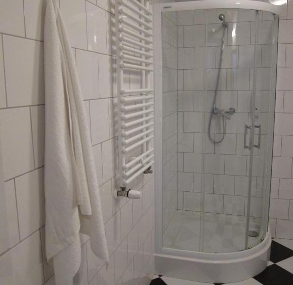Четырехместный Номер Стандарт, Hostel Wratislavia