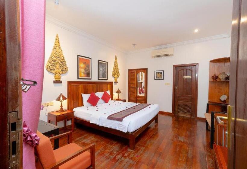 اتاق لوکس با تراس, Asanak D Angkor Boutique