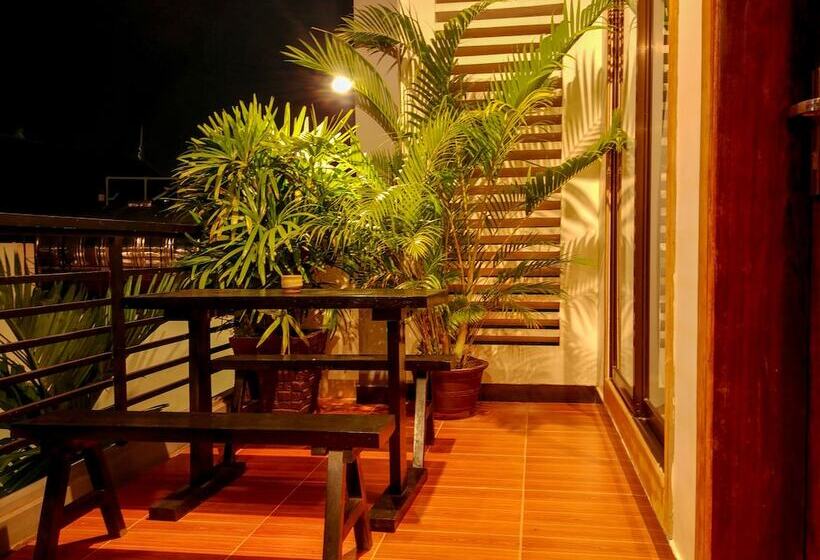 اتاق لوکس خانوادگی, Asanak D Angkor Boutique