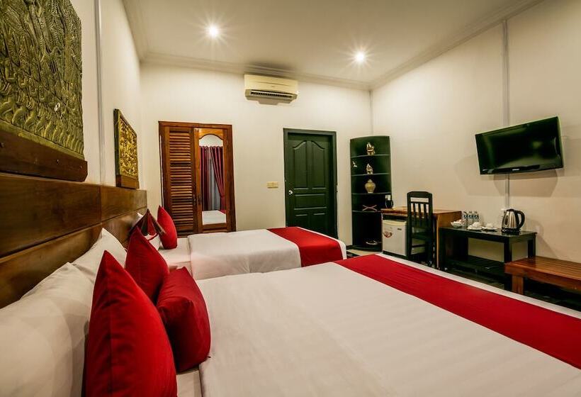 اتاق لوکس با چشم‌انداز استخر, Asanak D Angkor Boutique