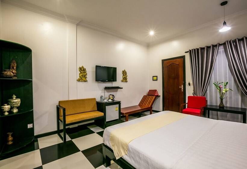 اتاق لوکس با چشم‌انداز استخر, Asanak D Angkor Boutique