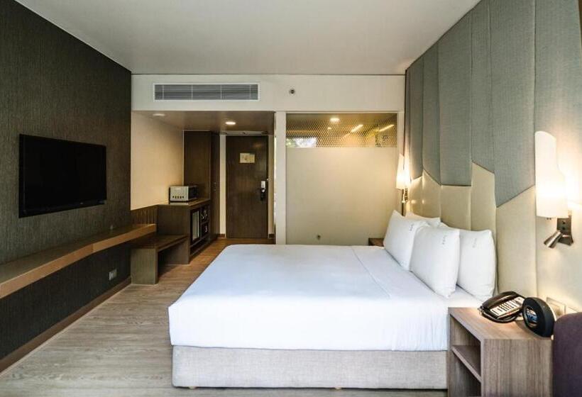 Номер Стандарт, Holiday Inn Express Bangkok Sukhumvit 11, An Ihg