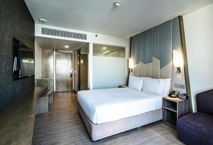 Номер Стандарт, Holiday Inn Express Bangkok Sukhumvit 11, An Ihg