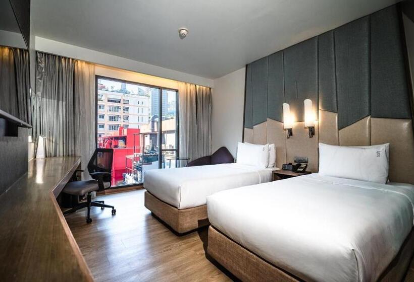 Номер Стандарт, Holiday Inn Express Bangkok Sukhumvit 11, An Ihg
